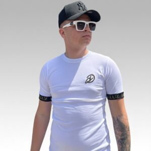 CAMISETA DALLUZ BRANCA FAIXA H - PRETA/DOURADO